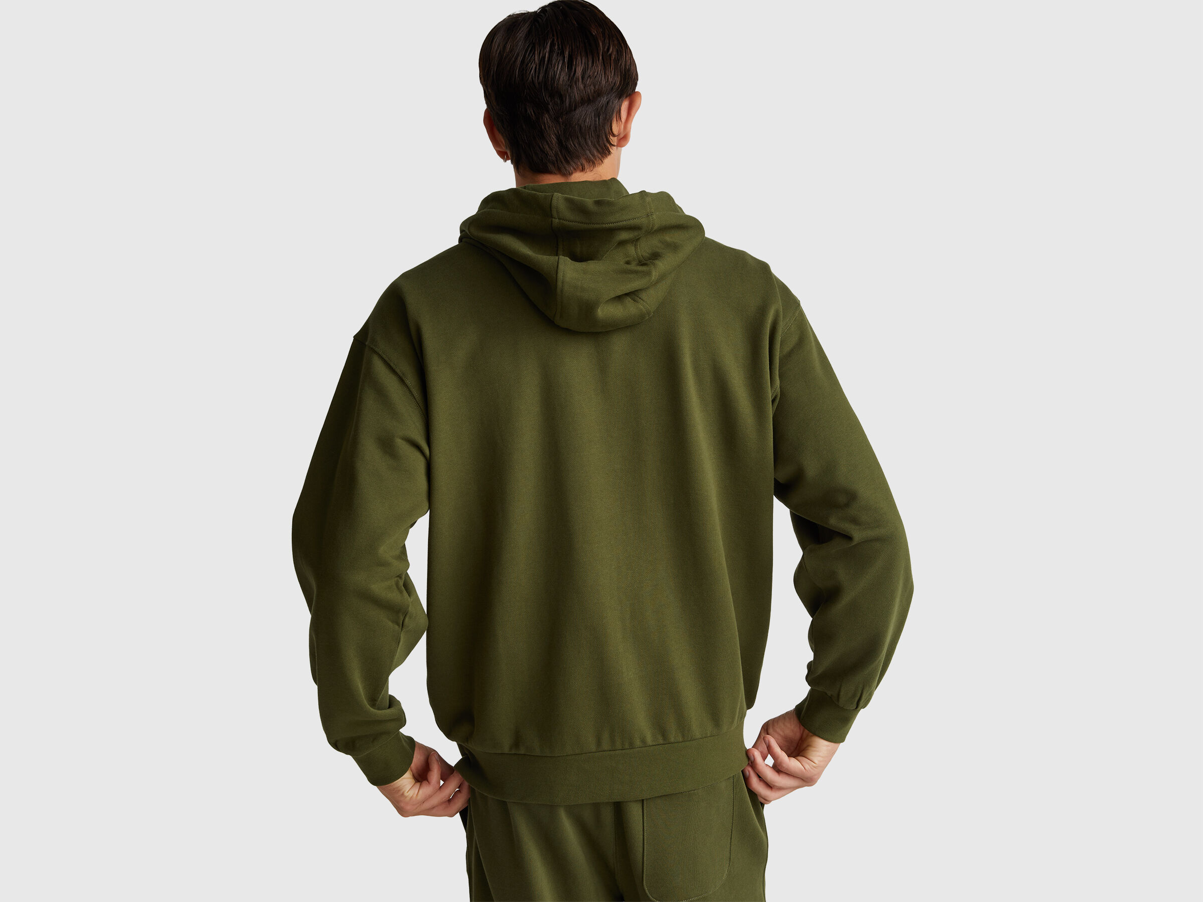 JACKET W/HOOD L/S Men image number 2